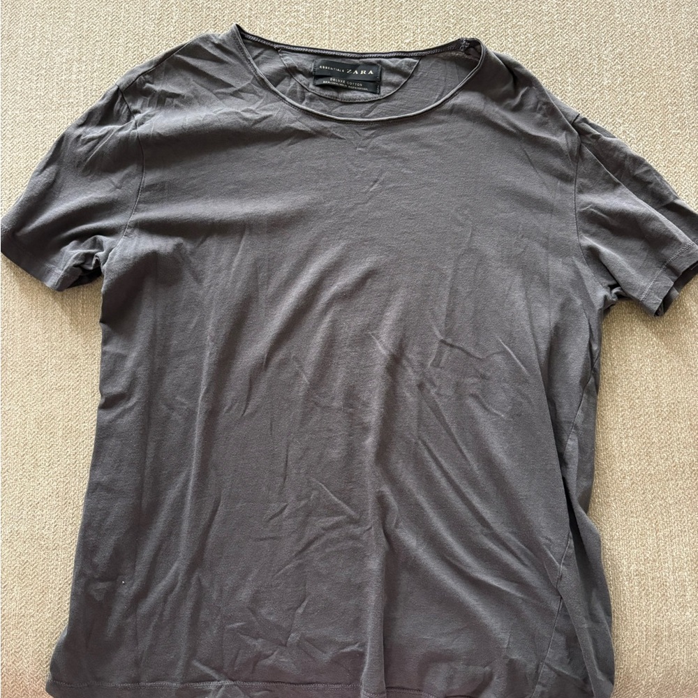 Zara Men's Charcoal Short Sleeve Tee